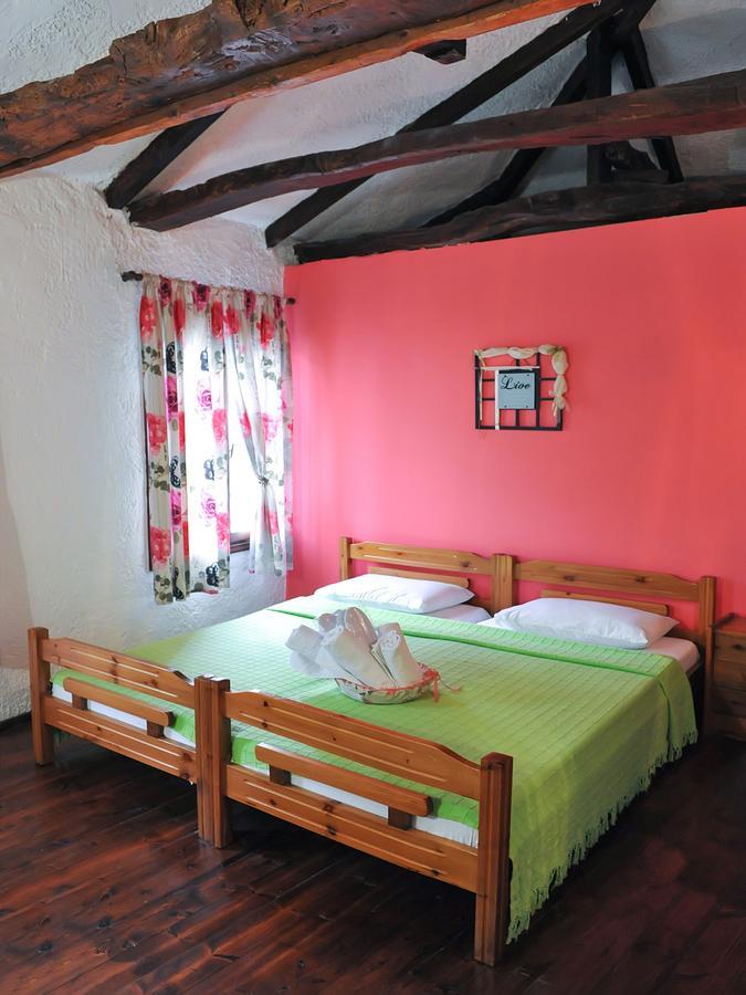 Guesthouse Xenios Zeus Stavroupoli Exterior foto