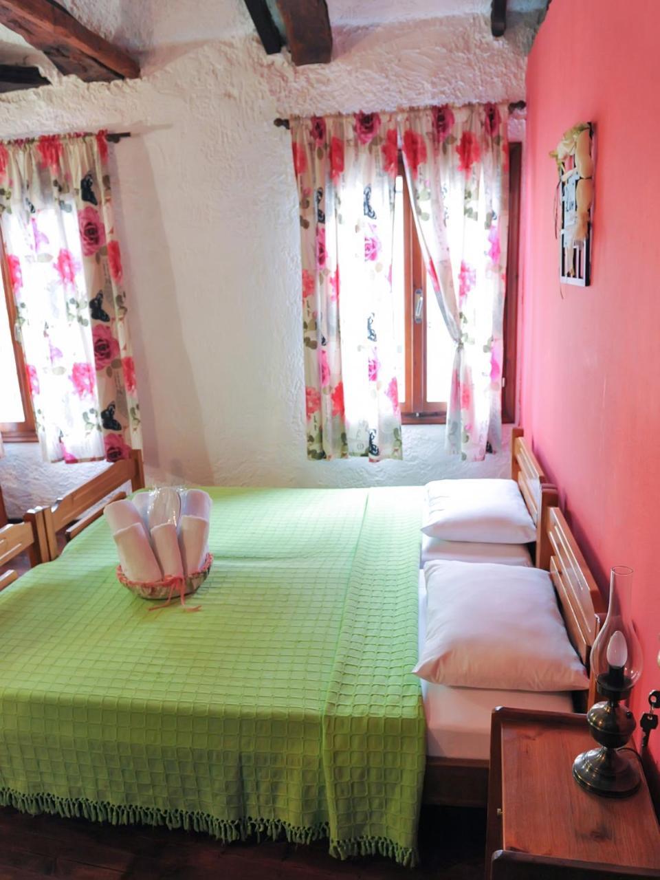 Guesthouse Xenios Zeus Stavroupoli Exterior foto